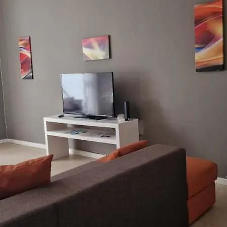 Paceville St Julians سانت جوليان