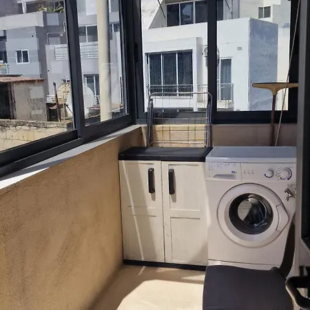 Paceville St Julians سانت جوليان